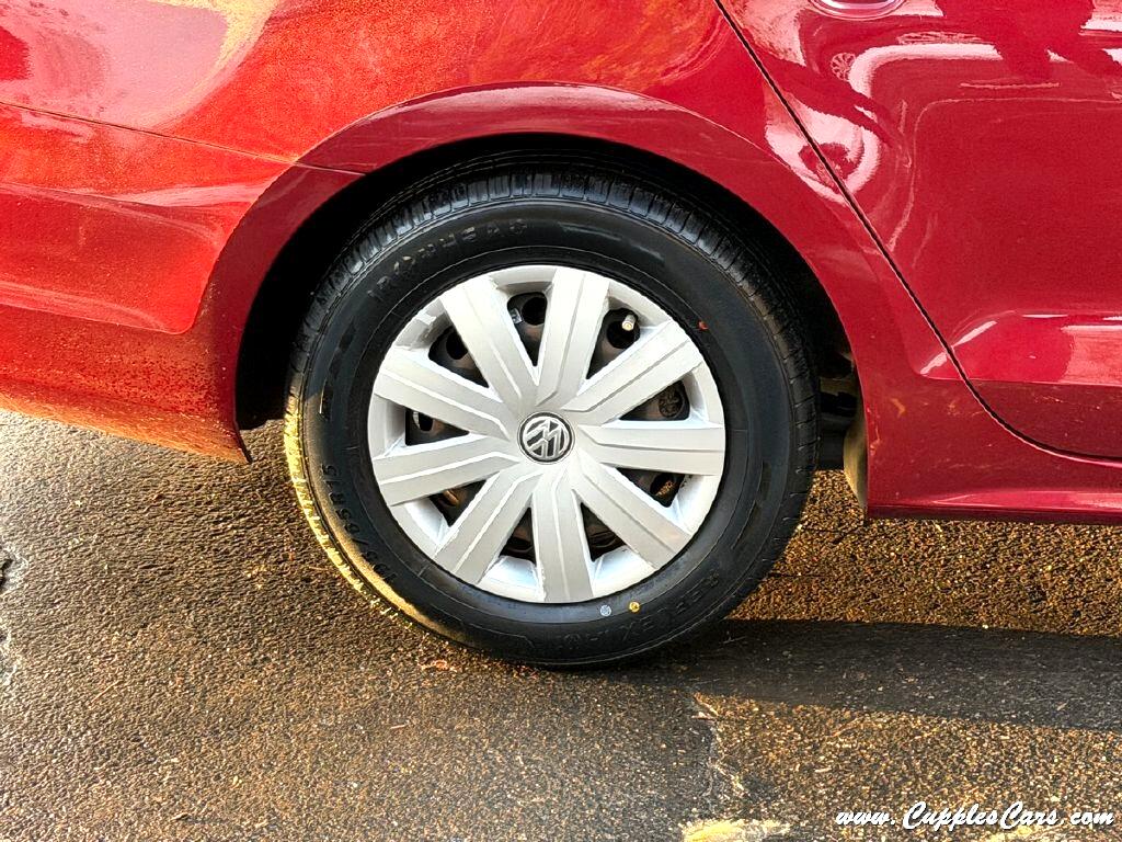 Volkswagen Jetta  2016