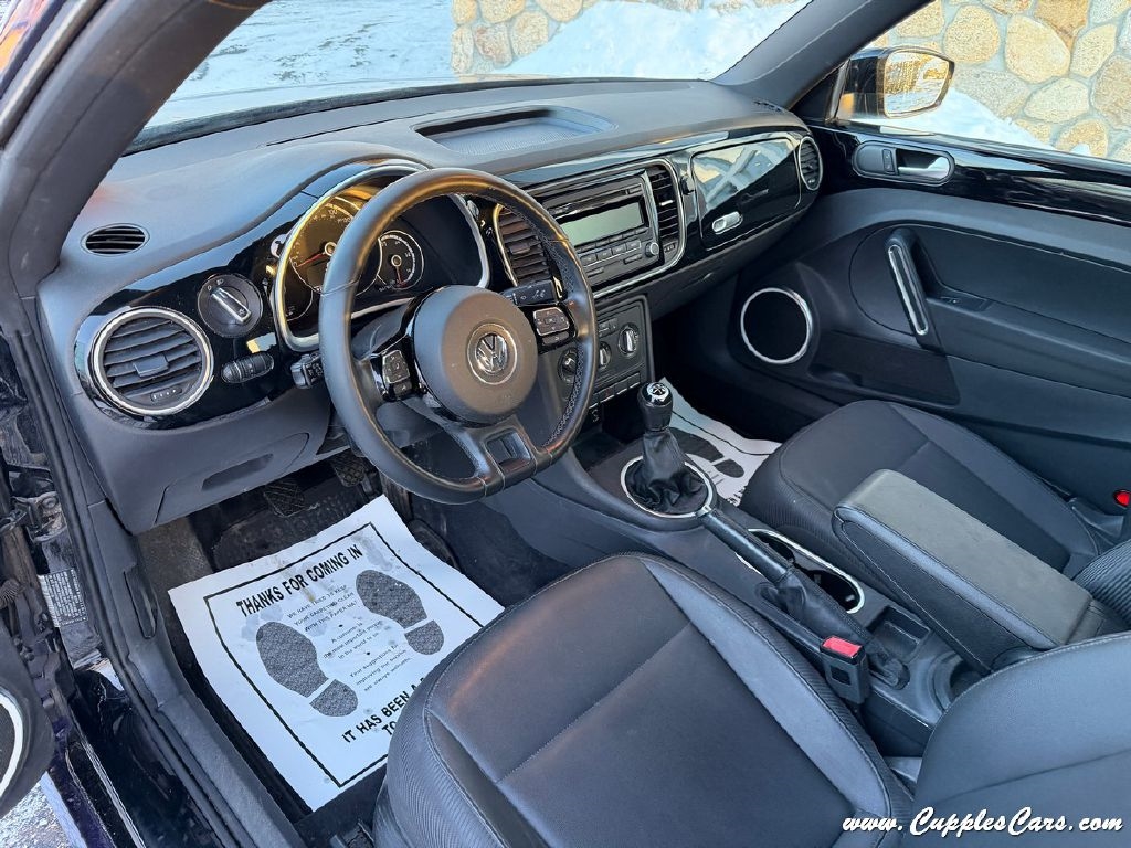 Volkswagen Beetle  2014