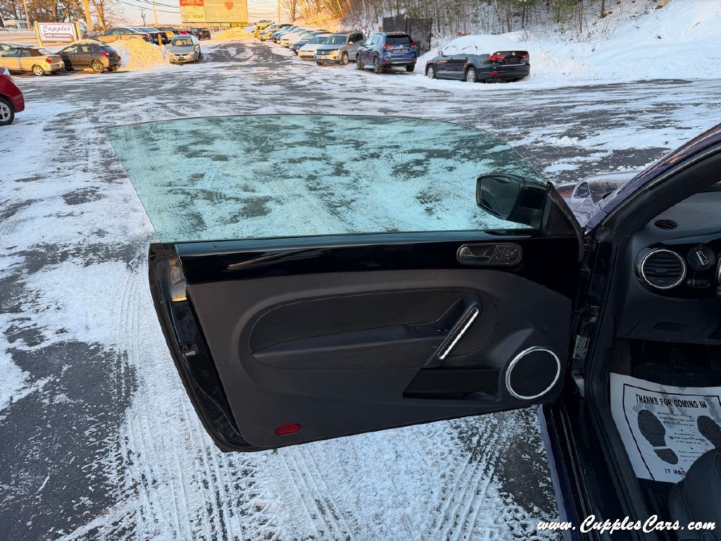 Volkswagen Beetle  2014