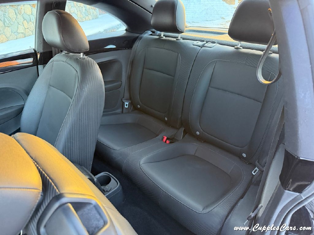 Volkswagen Beetle  2014