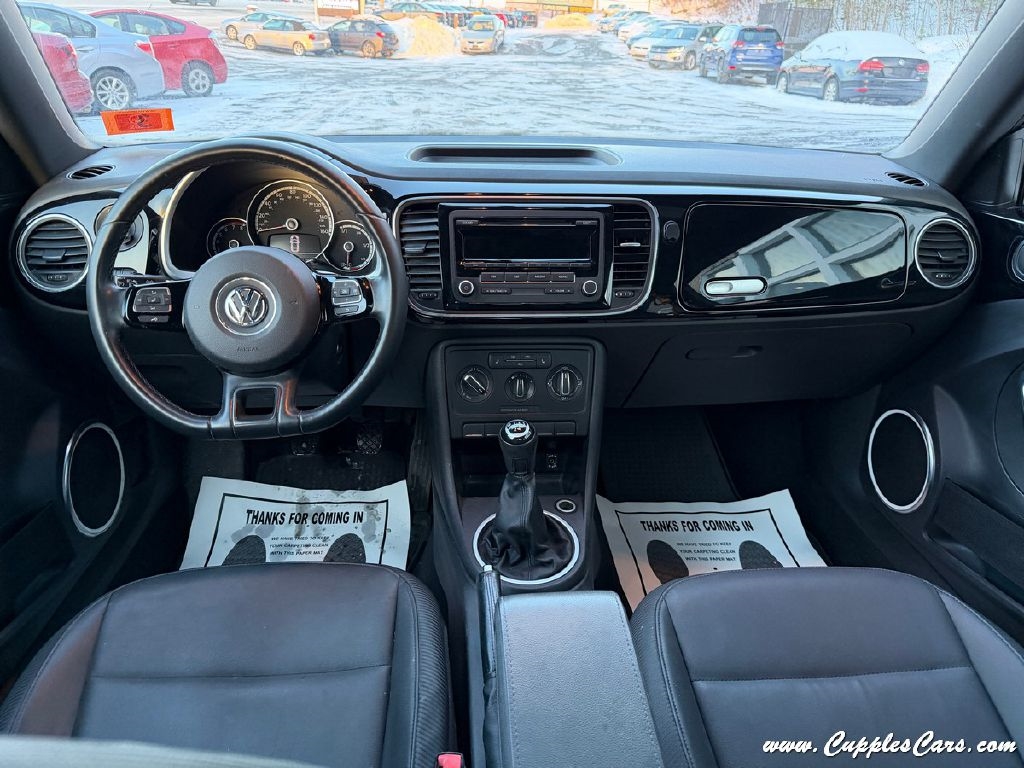 Volkswagen Beetle  2014