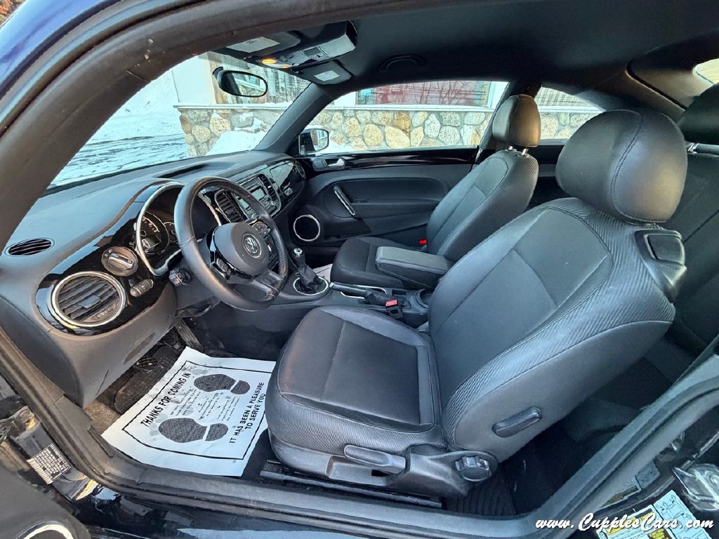 Volkswagen Beetle  2014