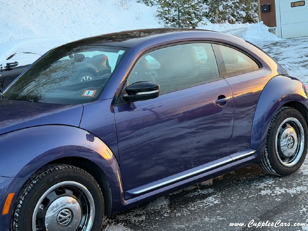 Volkswagen Beetle  2014