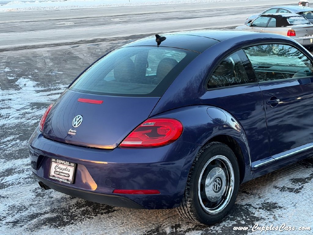 Volkswagen Beetle  2014