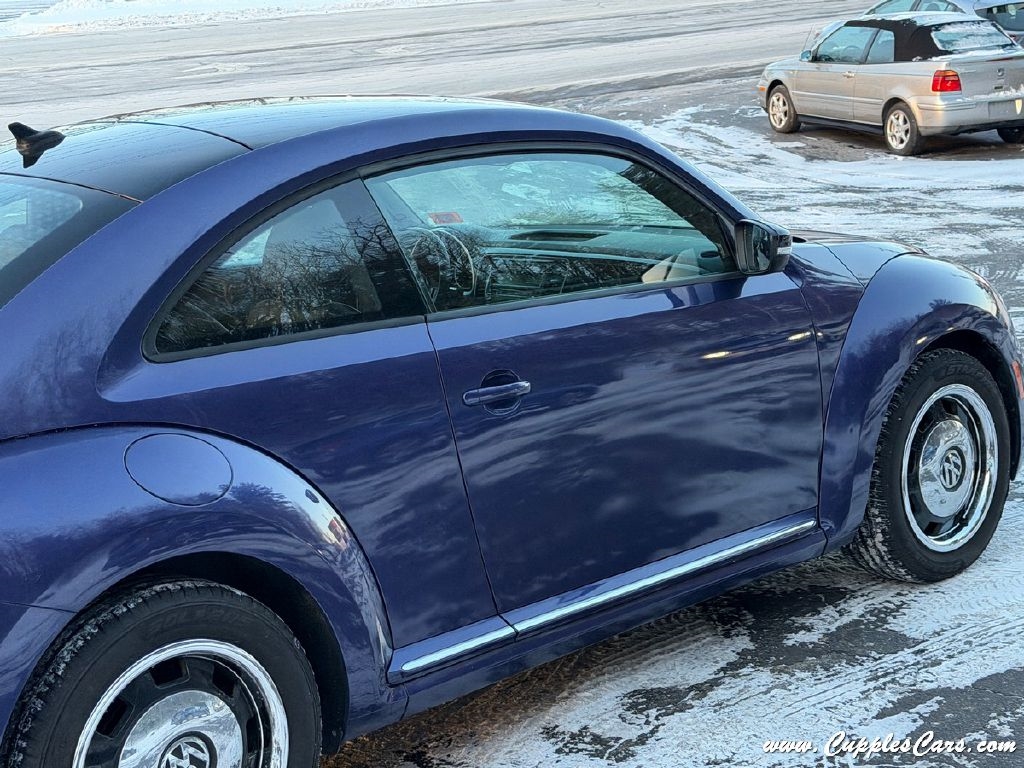 Volkswagen Beetle  2014