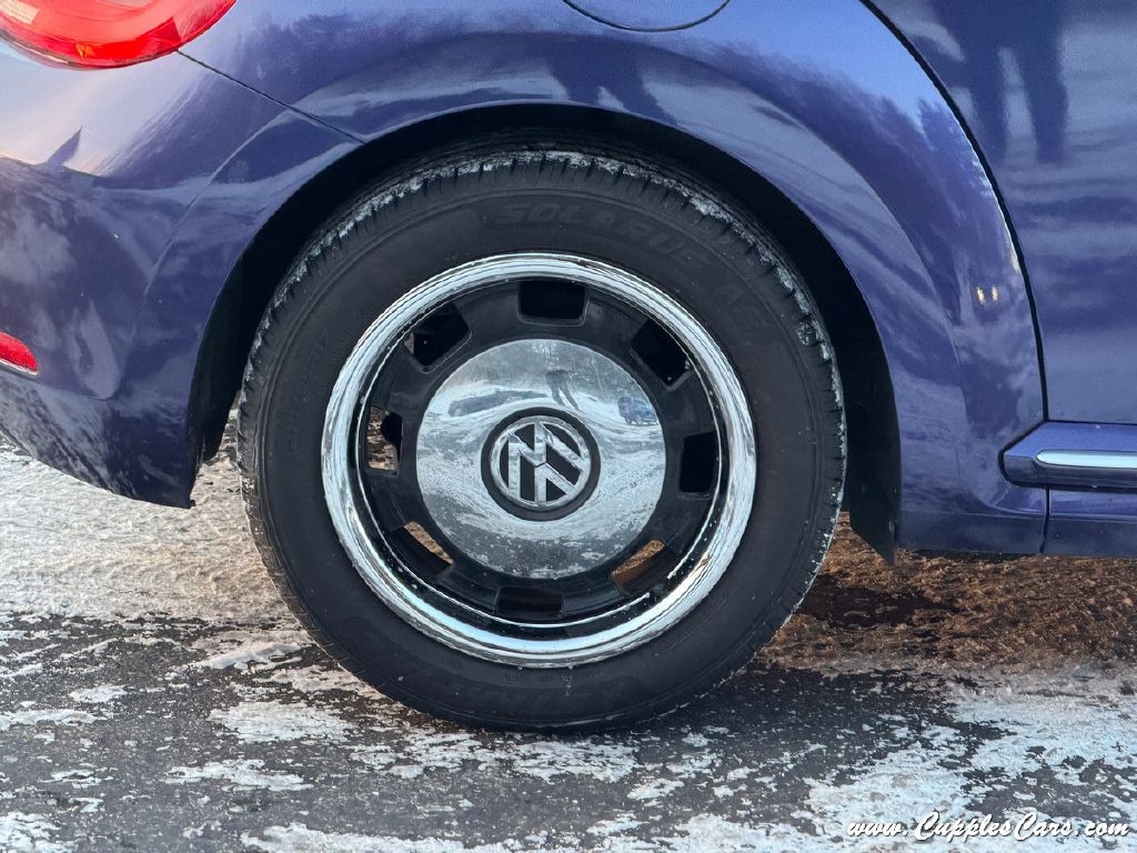 Volkswagen Beetle  2014