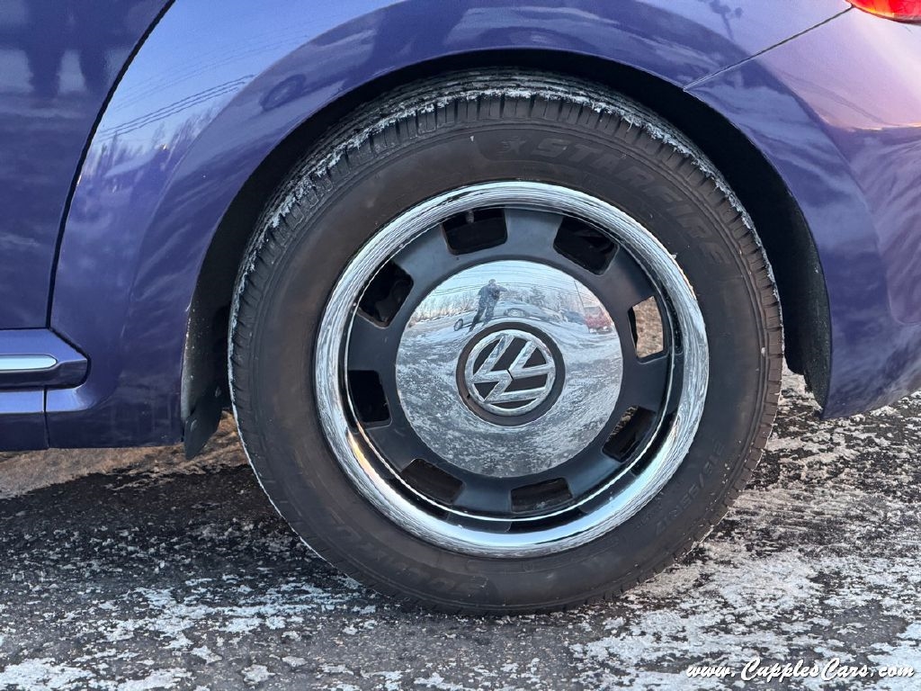 Volkswagen Beetle  2014