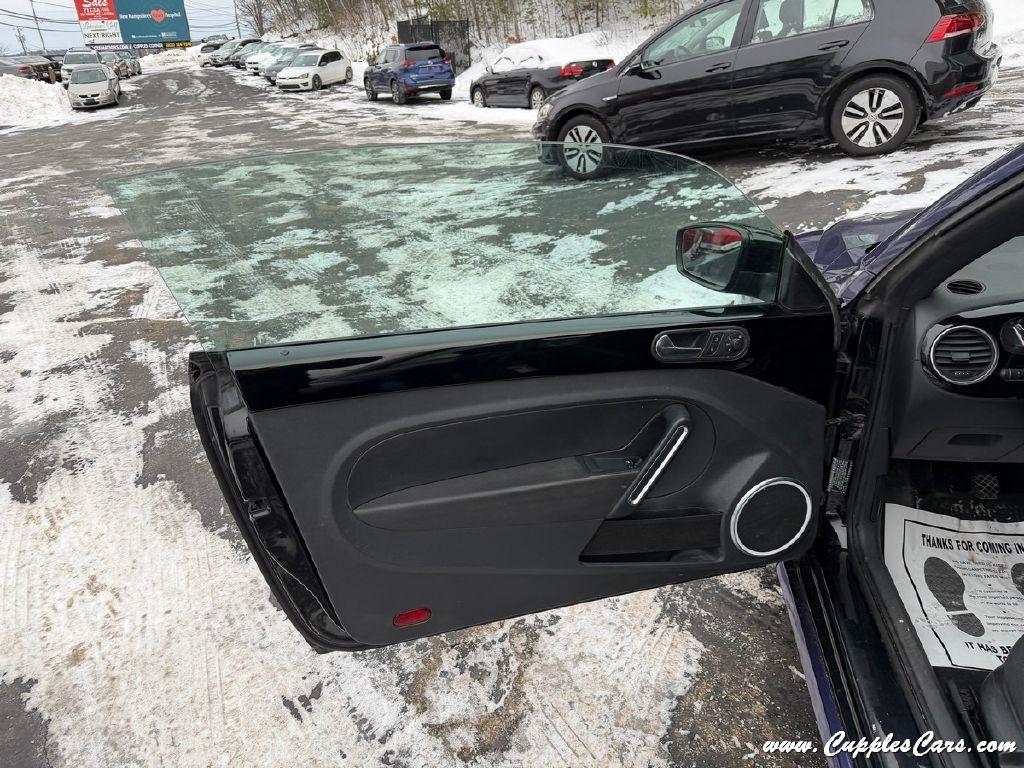 Volkswagen Beetle  2014