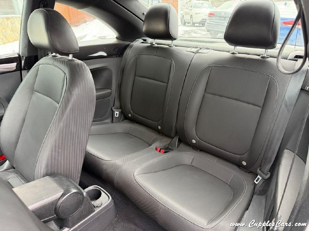 Volkswagen Beetle  2014