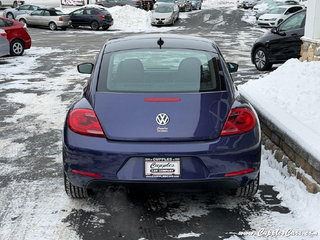 Volkswagen Beetle  2014