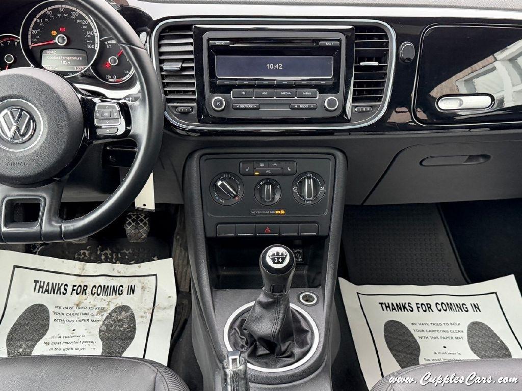 Volkswagen Beetle  2014