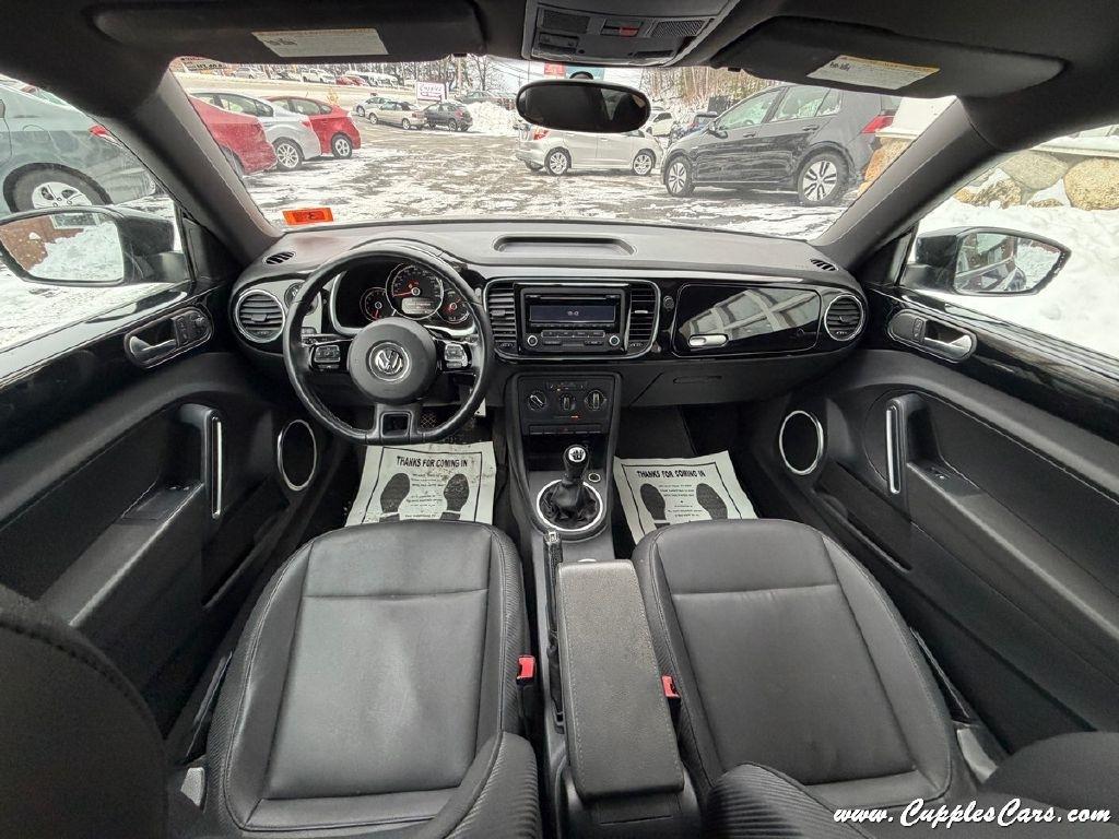 Volkswagen Beetle  2014