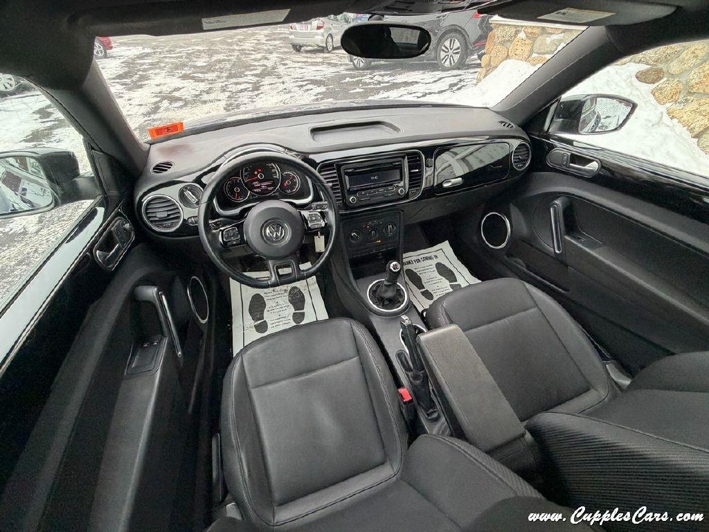 Volkswagen Beetle  2014