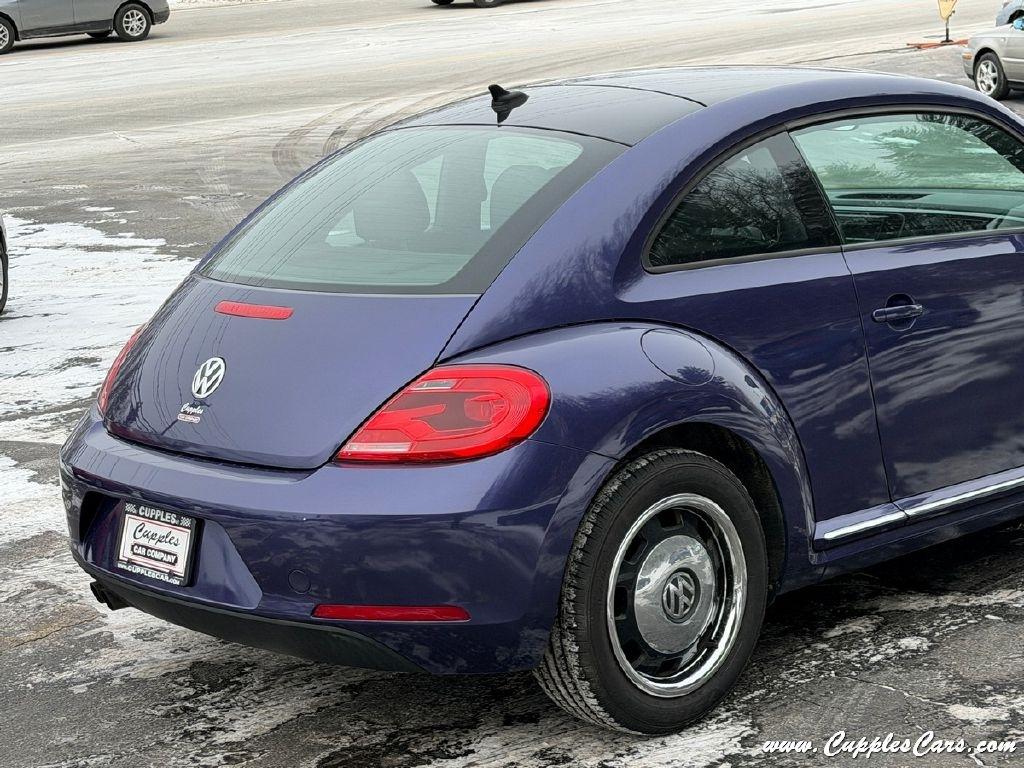 Volkswagen Beetle  2014