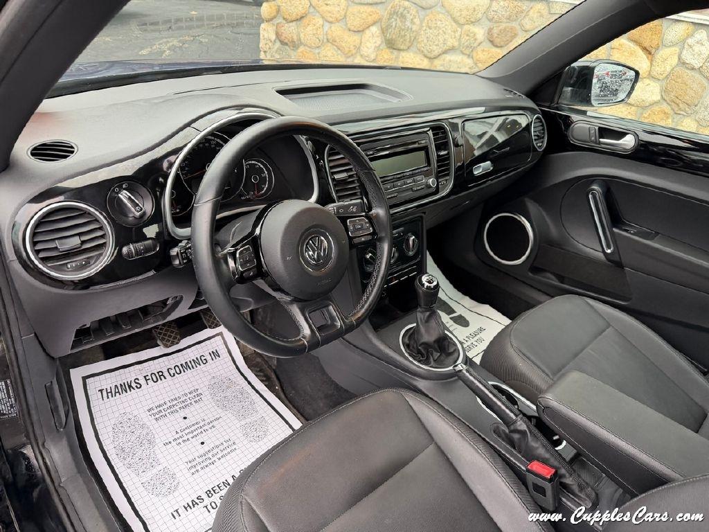 Volkswagen Beetle  2014