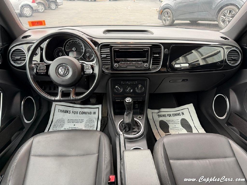 Volkswagen Beetle  2014