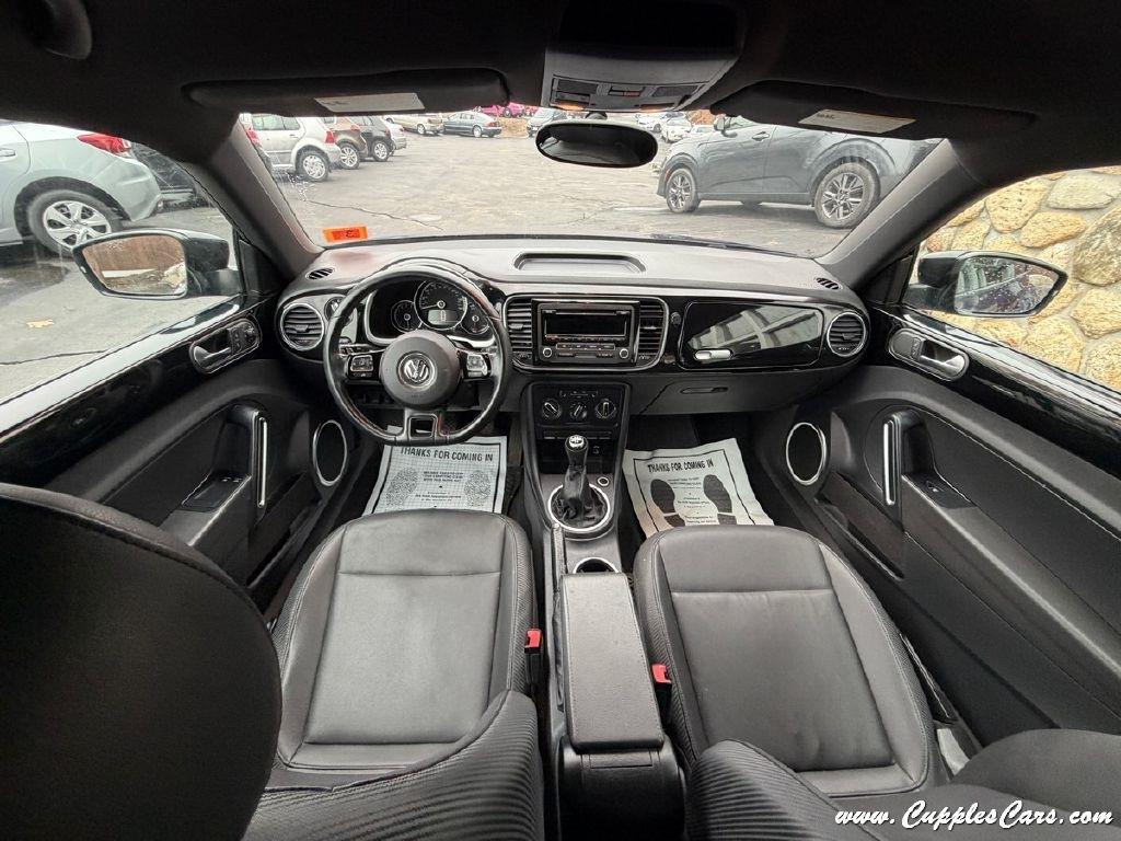 Volkswagen Beetle  2014