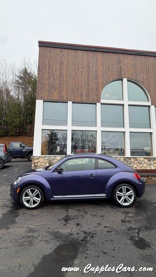 Volkswagen Beetle  2014
