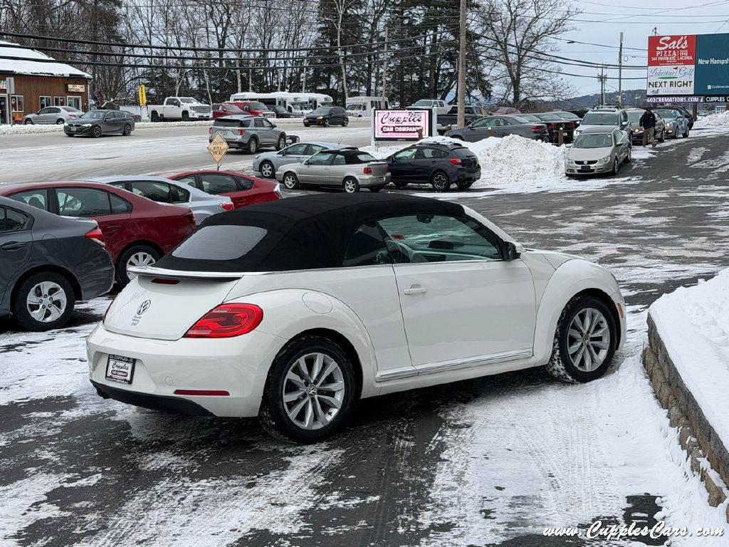 Volkswagen Beetle  2013