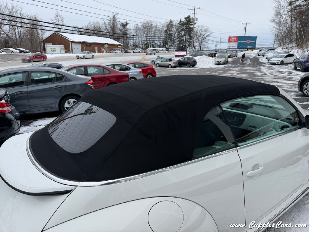 Volkswagen Beetle  2013