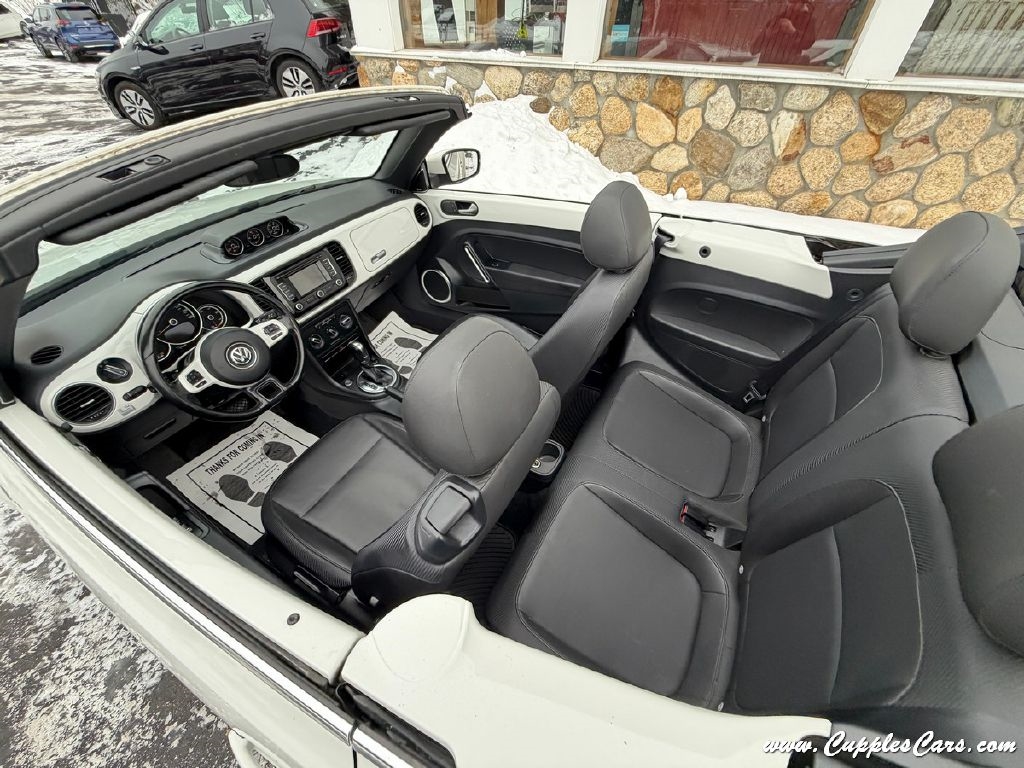 Volkswagen Beetle  2013