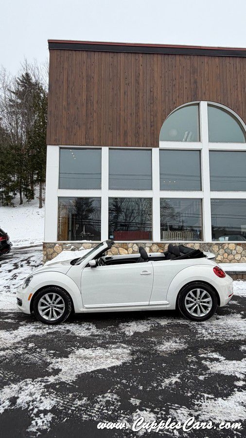 Volkswagen Beetle  2013