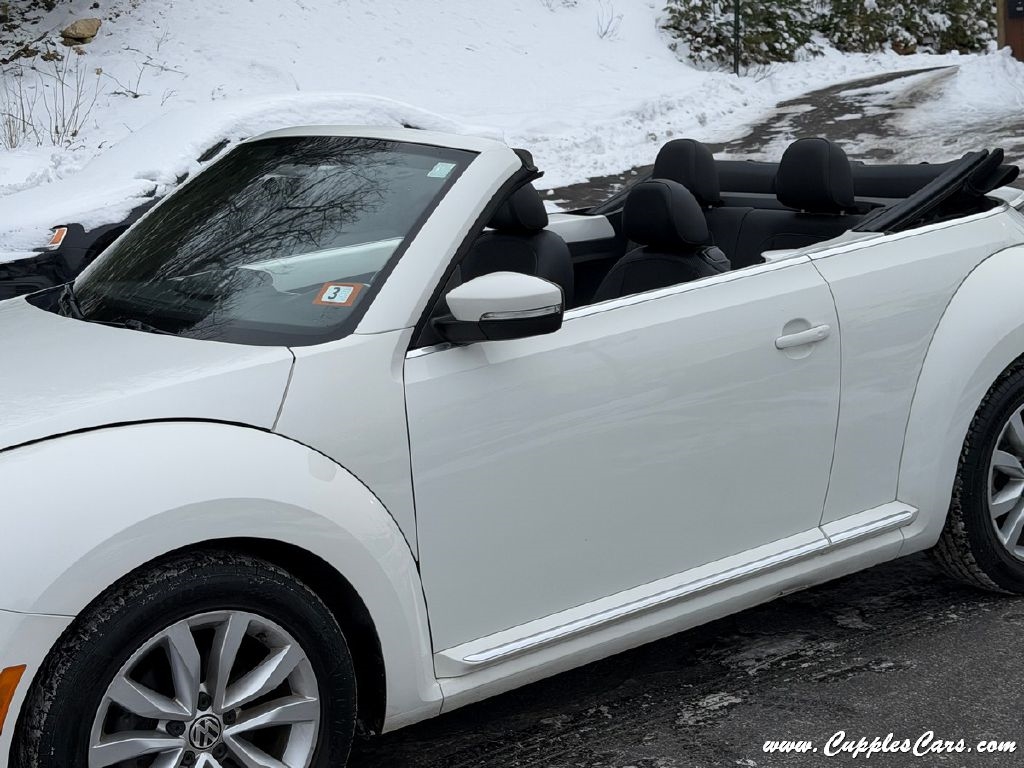 Volkswagen Beetle  2013