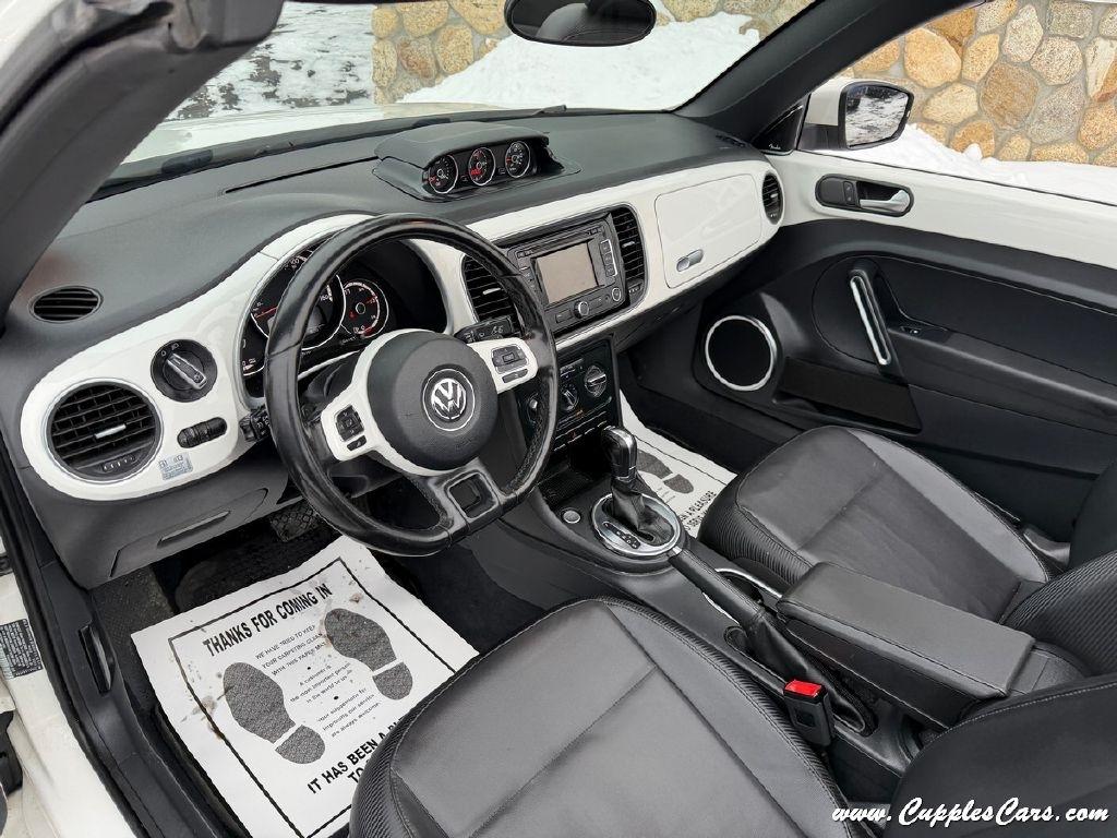 Volkswagen Beetle  2013