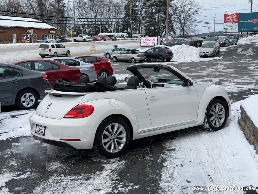 Volkswagen Beetle  2013