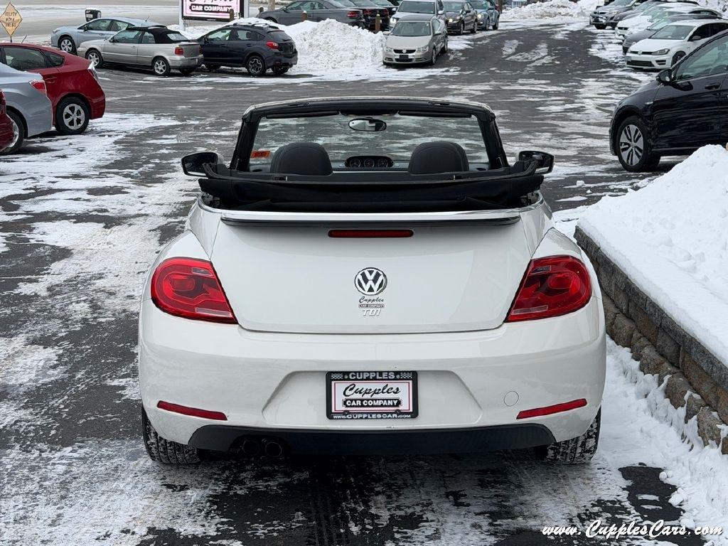 Volkswagen Beetle  2013