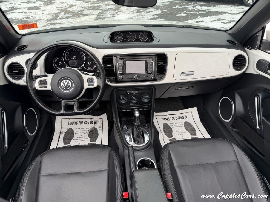 Volkswagen Beetle  2013