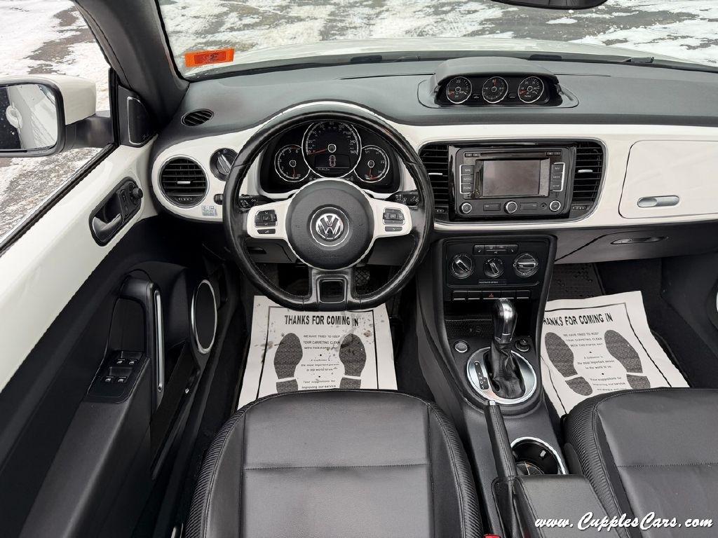 Volkswagen Beetle  2013