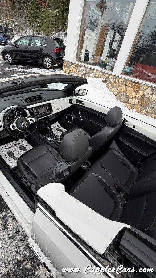 Volkswagen Beetle  2013