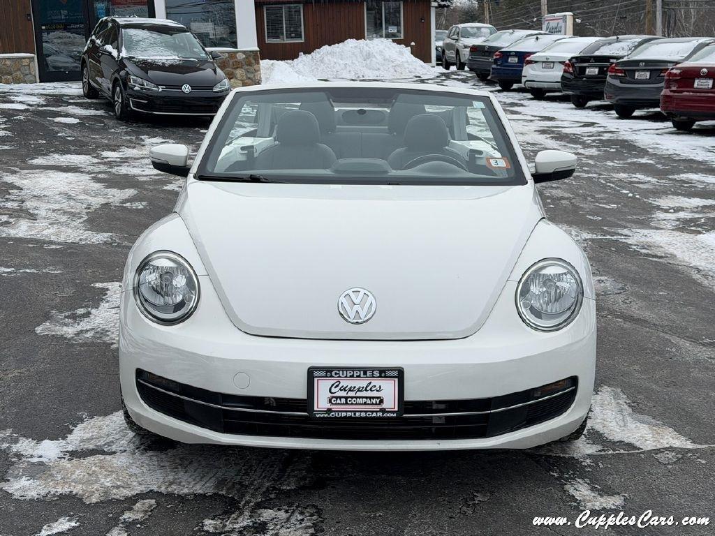 Volkswagen Beetle  2013