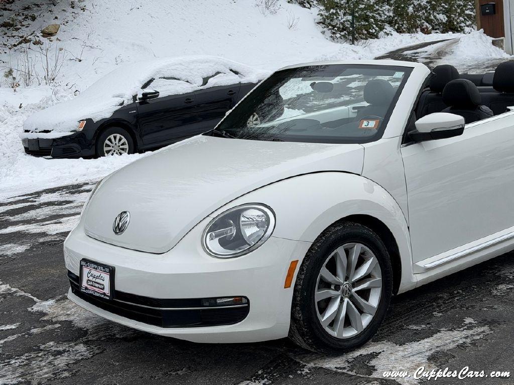 Volkswagen Beetle  2013