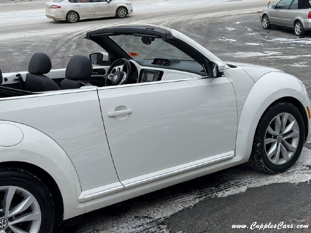 Volkswagen Beetle  2013