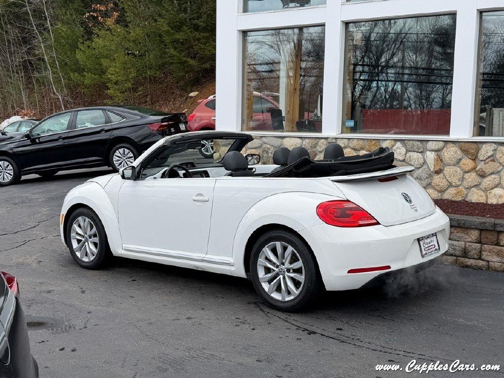 Volkswagen Beetle  2013