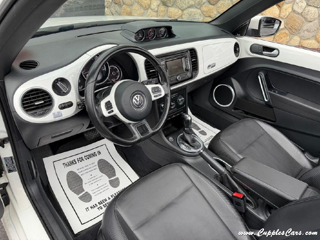 Volkswagen Beetle  2013