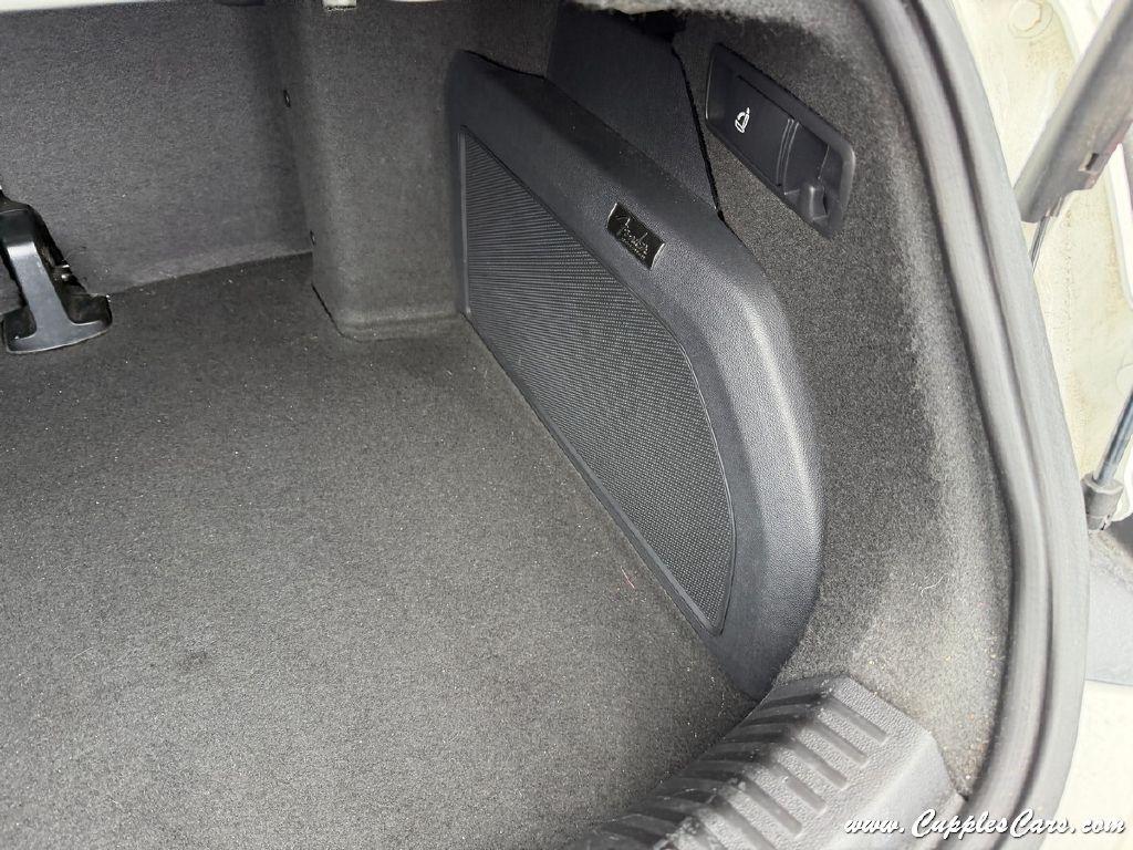 Volkswagen Beetle  2013