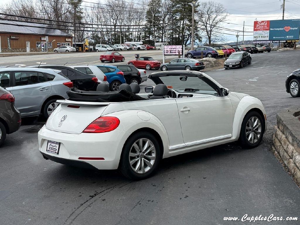 Volkswagen Beetle  2013