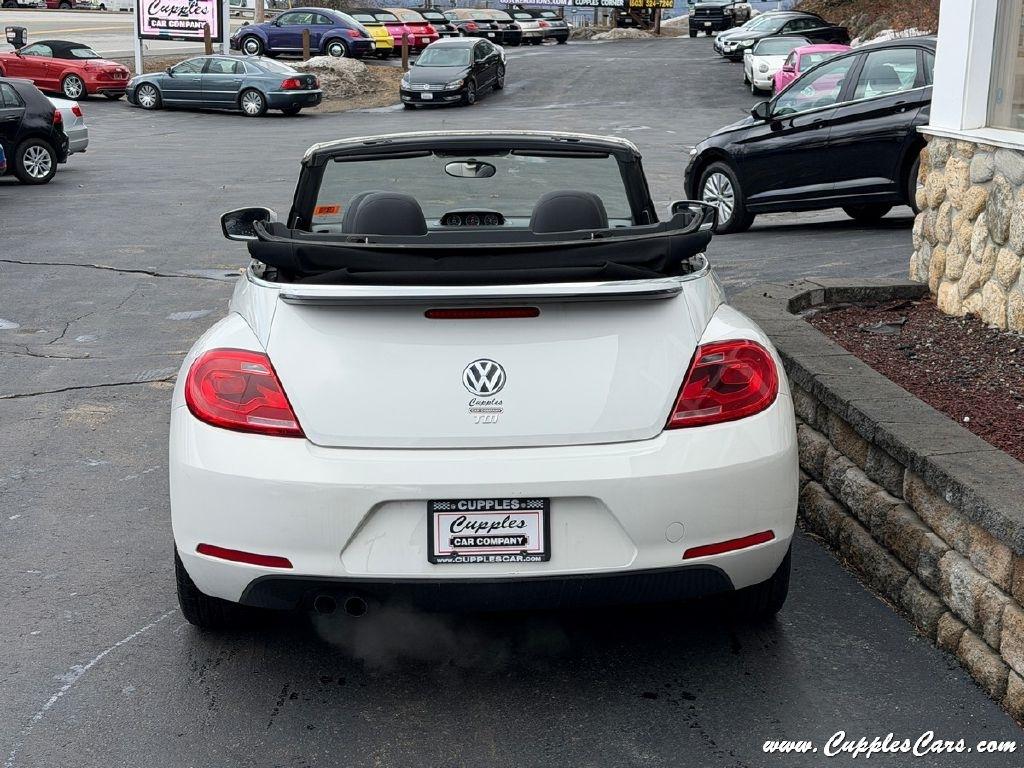 Volkswagen Beetle  2013