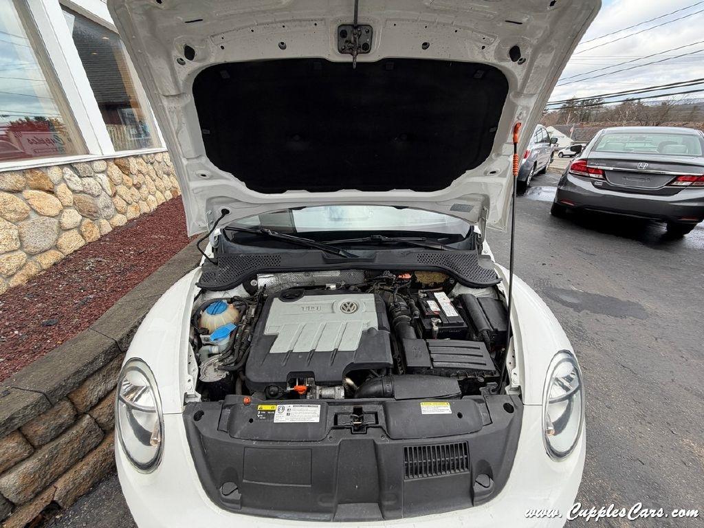 Volkswagen Beetle  2013