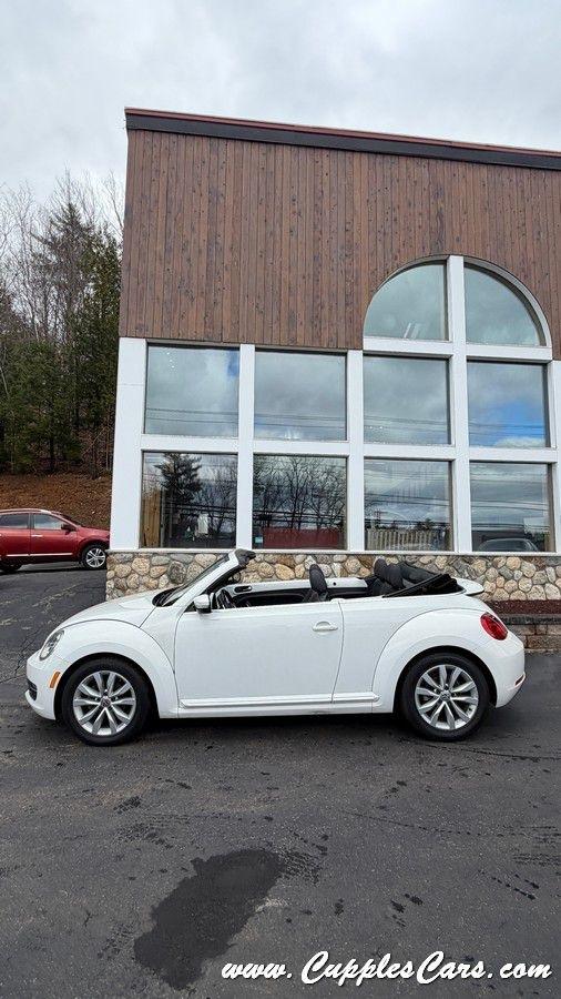 Volkswagen Beetle  2013