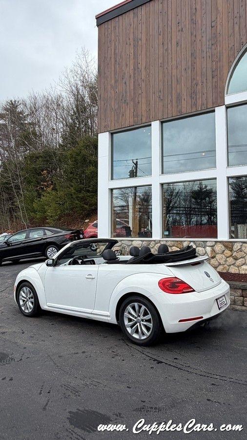 Volkswagen Beetle  2013