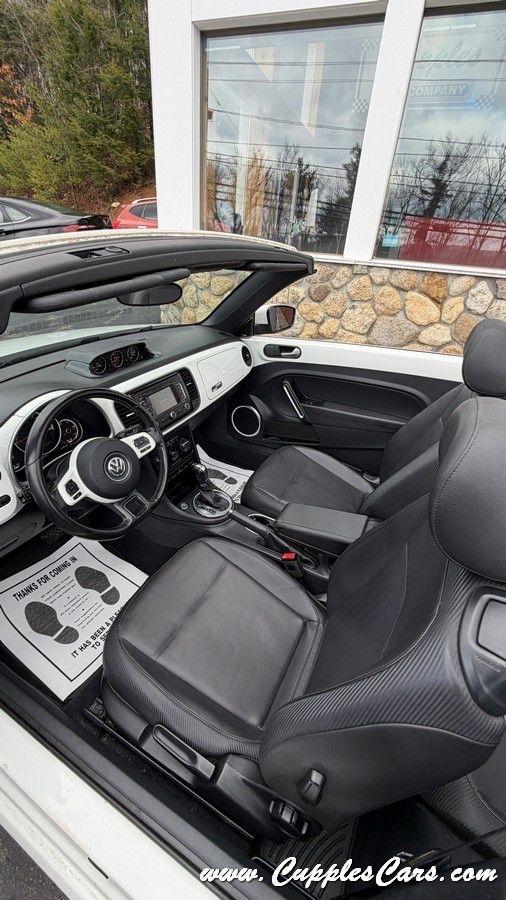 Volkswagen Beetle  2013