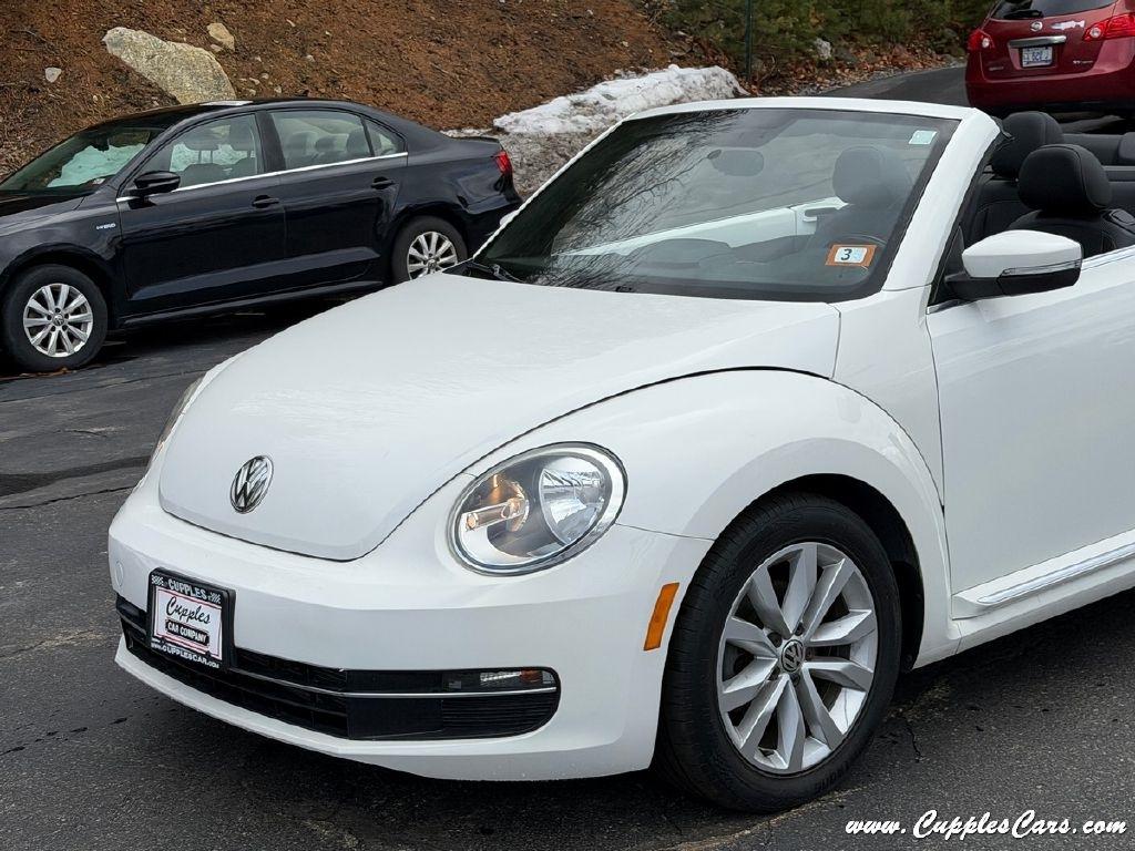 Volkswagen Beetle  2013