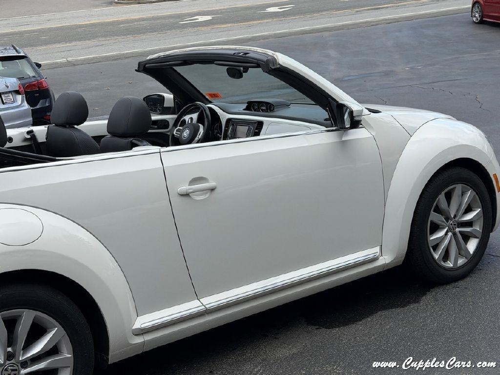 Volkswagen Beetle  2013