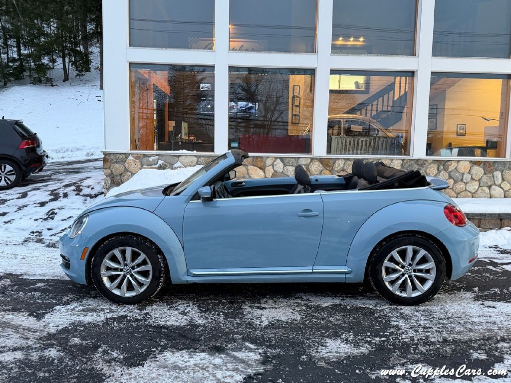 Volkswagen Beetle  2013