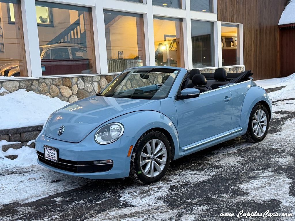Volkswagen Beetle  2013