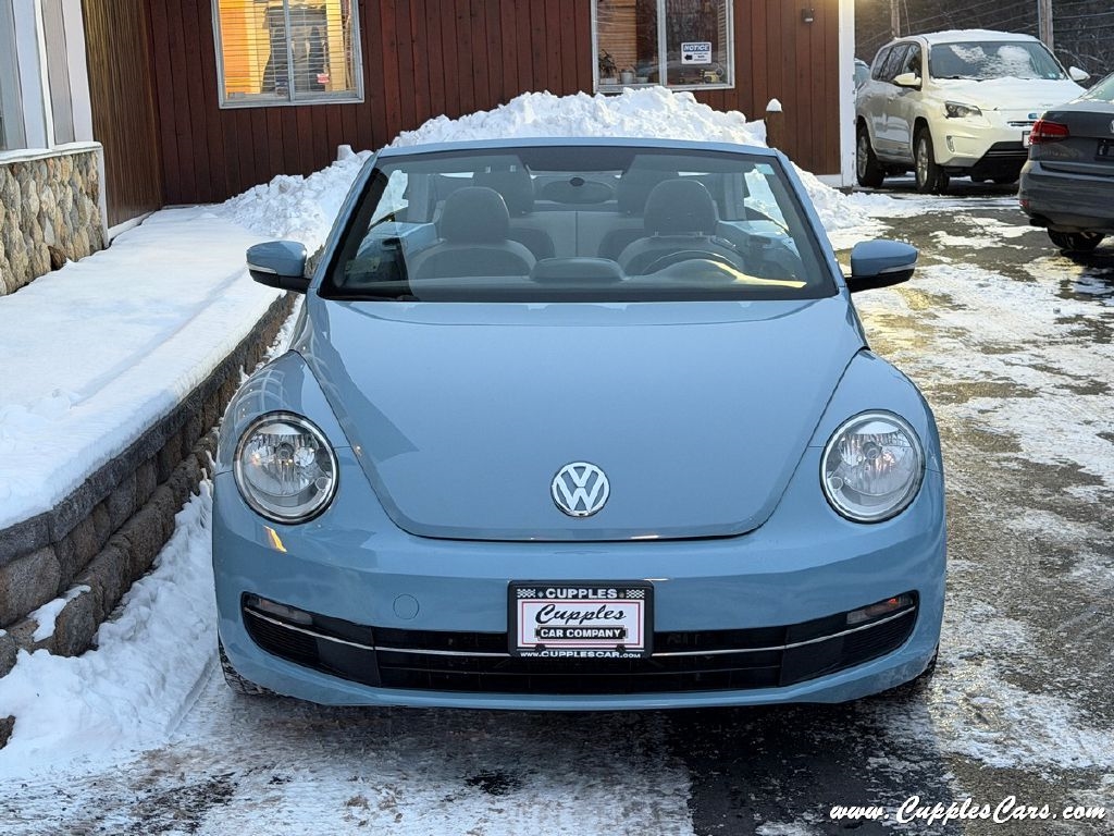 Volkswagen Beetle  2013